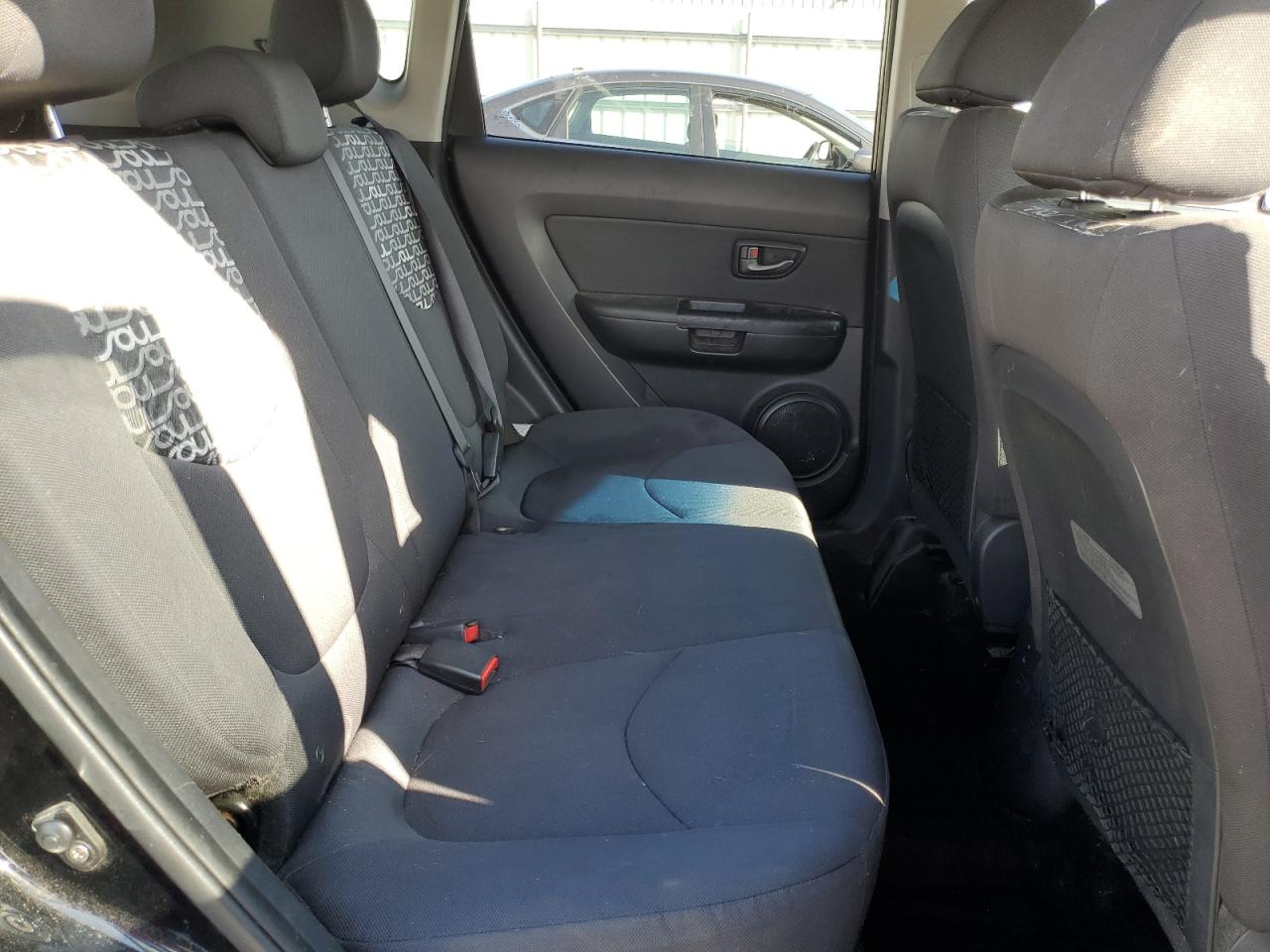 2011 Kia Soul + VIN: KNDJT2A27B7205123 Lot: 85647505