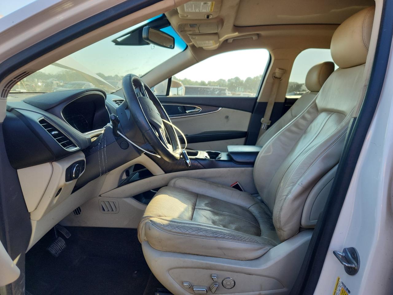 2016 Lincoln Mkx Reserve VIN: 2LMTJ6LR3GBL51467 Lot: 82184805