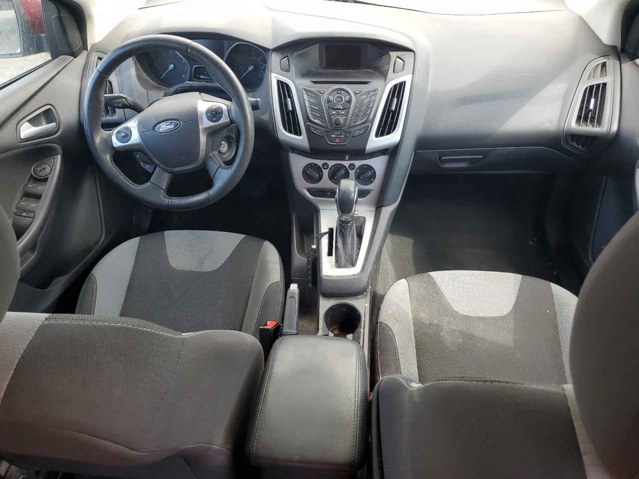 2014 Ford Focus Se VIN: 1FADP3F23EL317130 Lot: 81980175