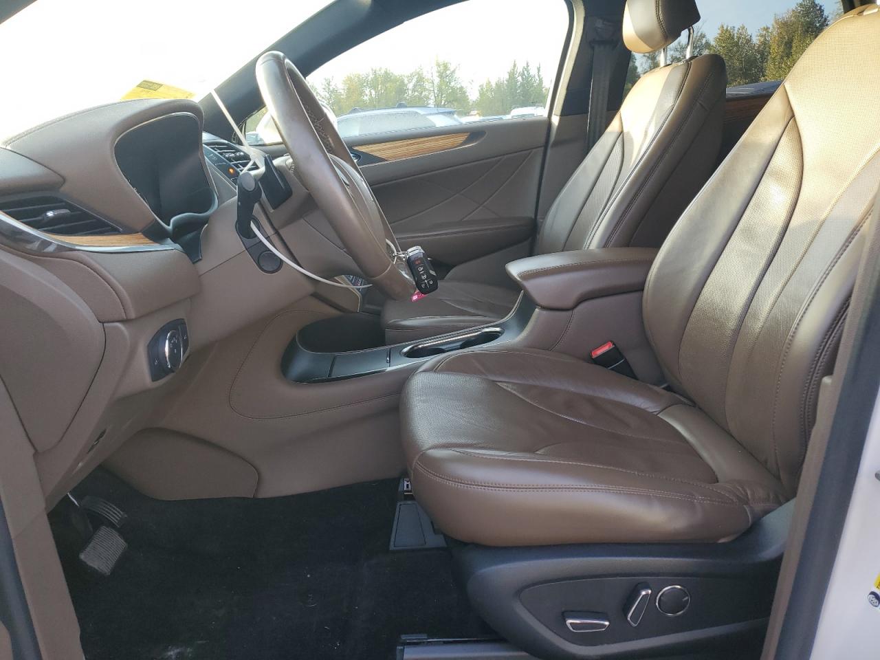 2016 Lincoln Mkc Reserve VIN: 5LMTJ3DH8GUJ19051 Lot: 85591045