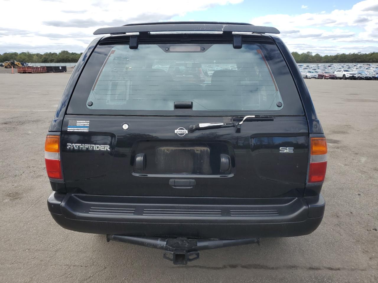 1998 Nissan Pathfinder Le VIN: JN8AR05Y3WW257155 Lot: 82435805