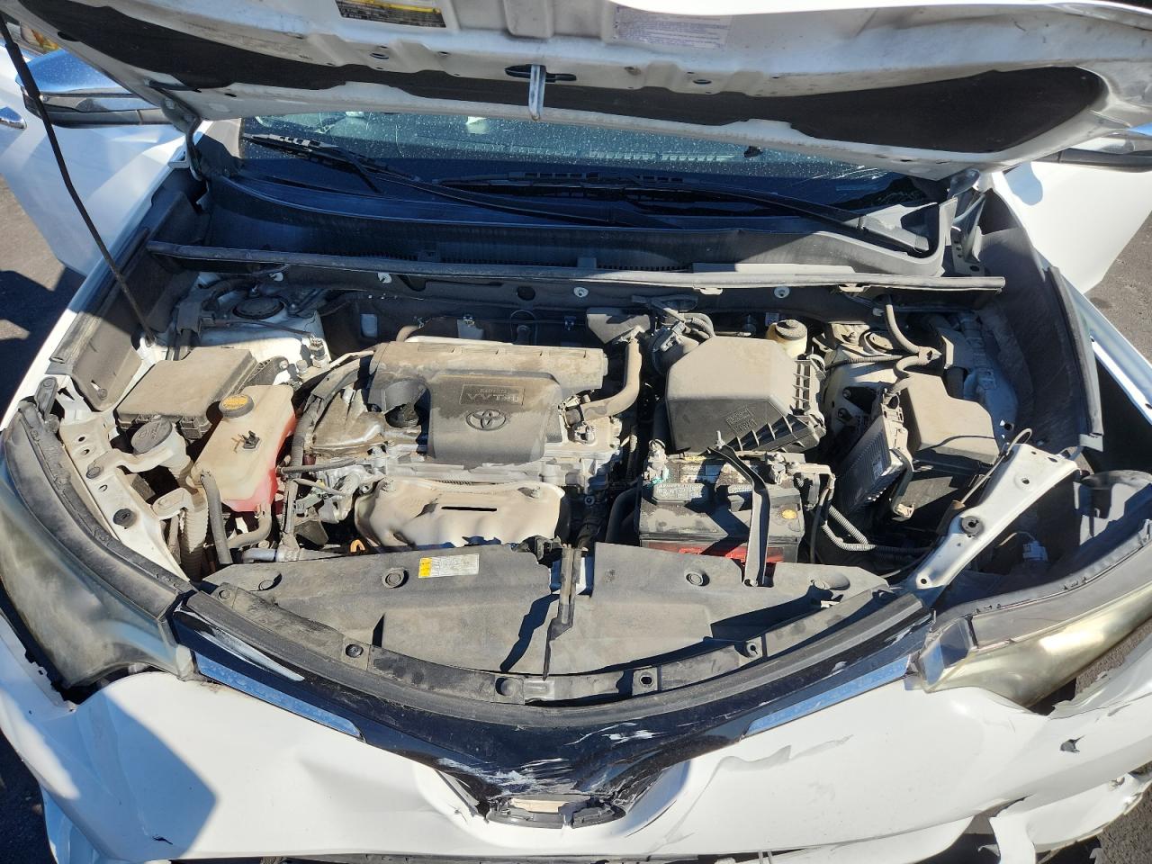 2018 Toyota Rav4 Le VIN: 2T3ZFREV5JW462632 Lot: 85184915