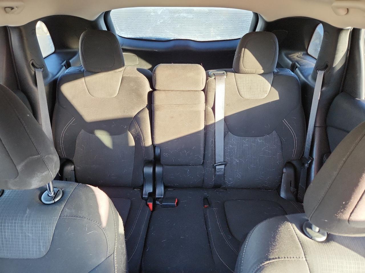 2017 Jeep Cherokee Latitude VIN: 1C4PJLCS1HW643749 Lot: 86670175