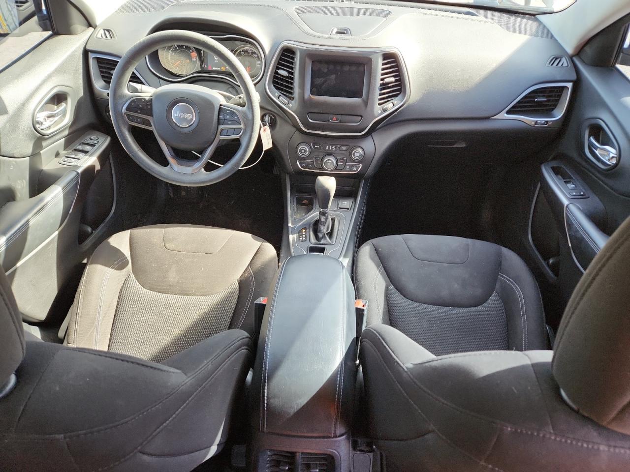 2020 Jeep Cherokee Latitude VIN: 1C4PJLCB1LD577711 Lot: 90523535