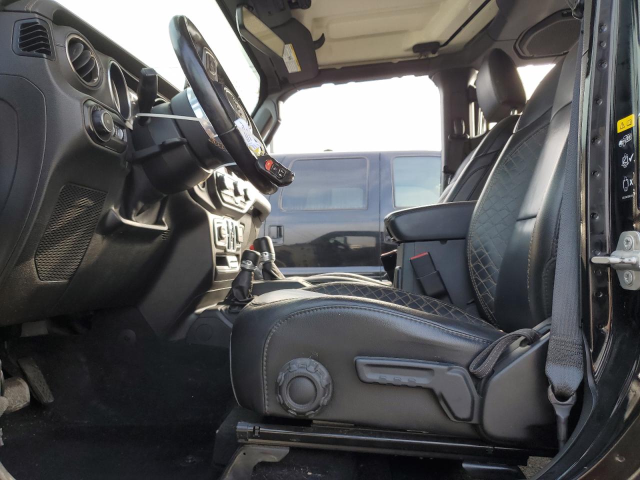 2020 Jeep Wrangler Unlimited Sahara VIN: 1C4HJXEM3LW349028 Lot: 90242875