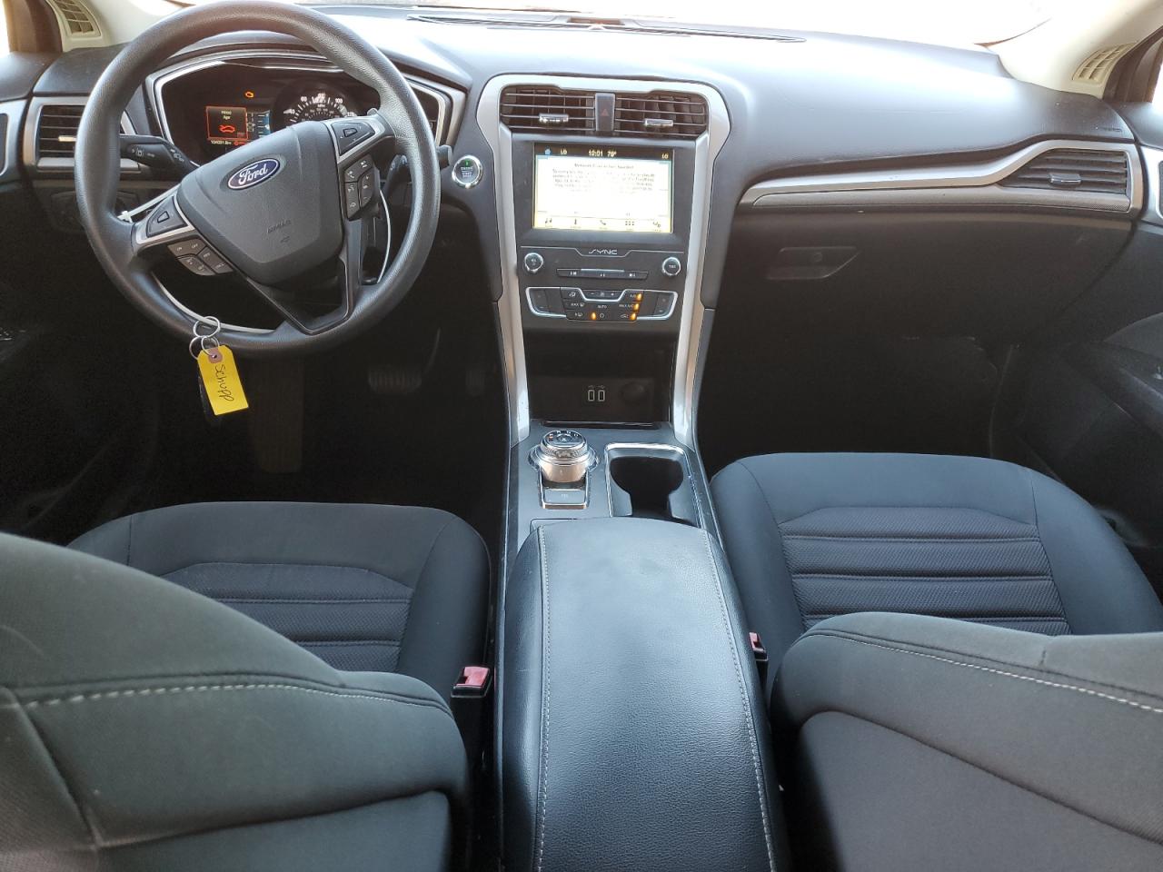 2019 Ford Fusion Se VIN: 3FA6P0HD8KR160231 Lot: 87250045