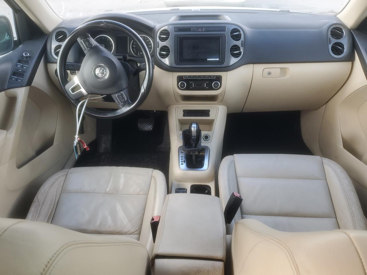 2012 Volkswagen Tiguan S VIN: WVGAV7AX7CW543871 Lot: 85195165