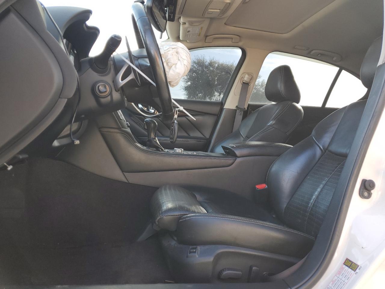 2015 Infiniti Q50 Base VIN: JN1BV7AP0FM351946 Lot: 82304765