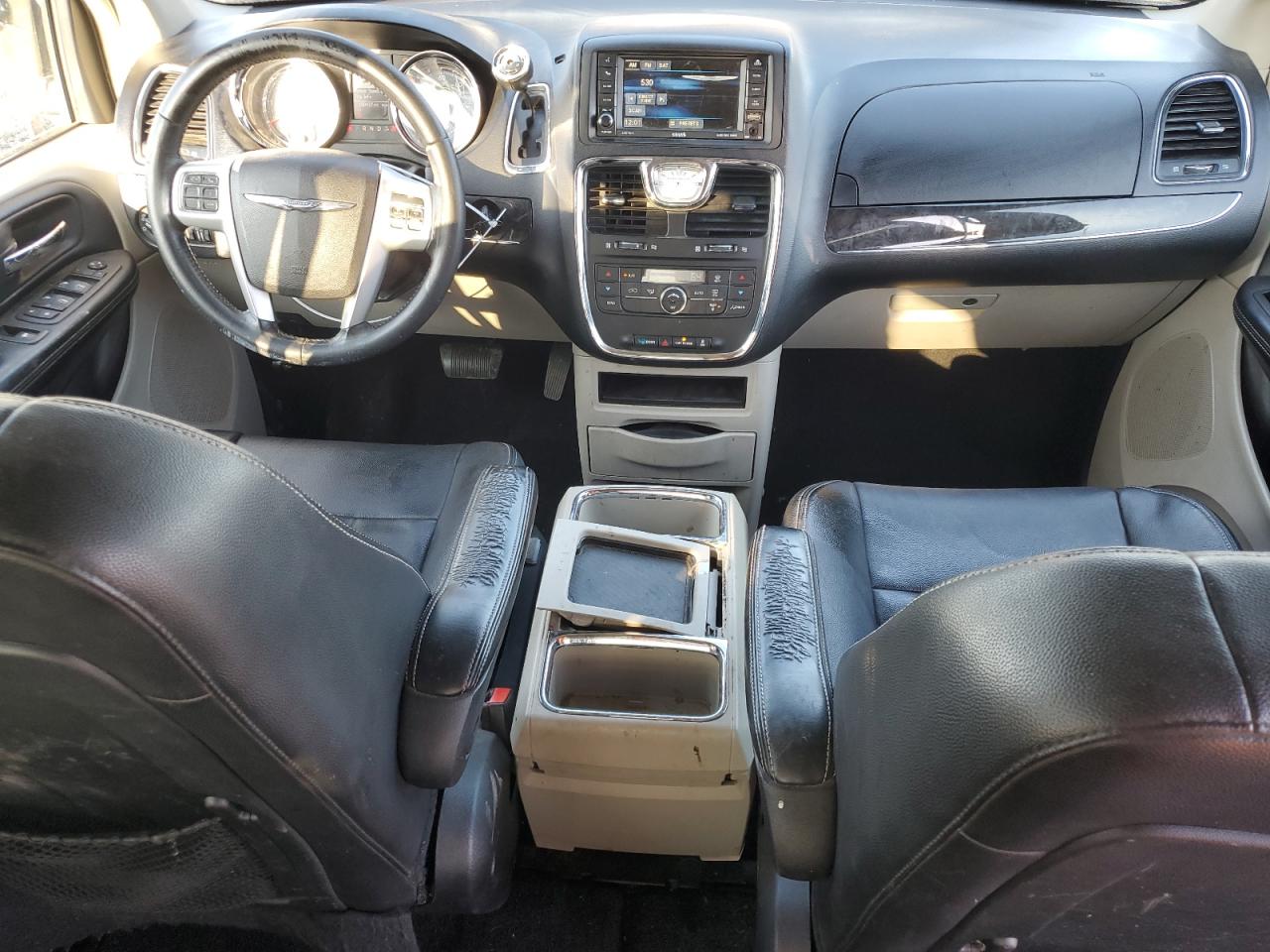 2014 Chrysler Town & Country Touring VIN: 2C4RC1BG7ER448439 Lot: 82629895