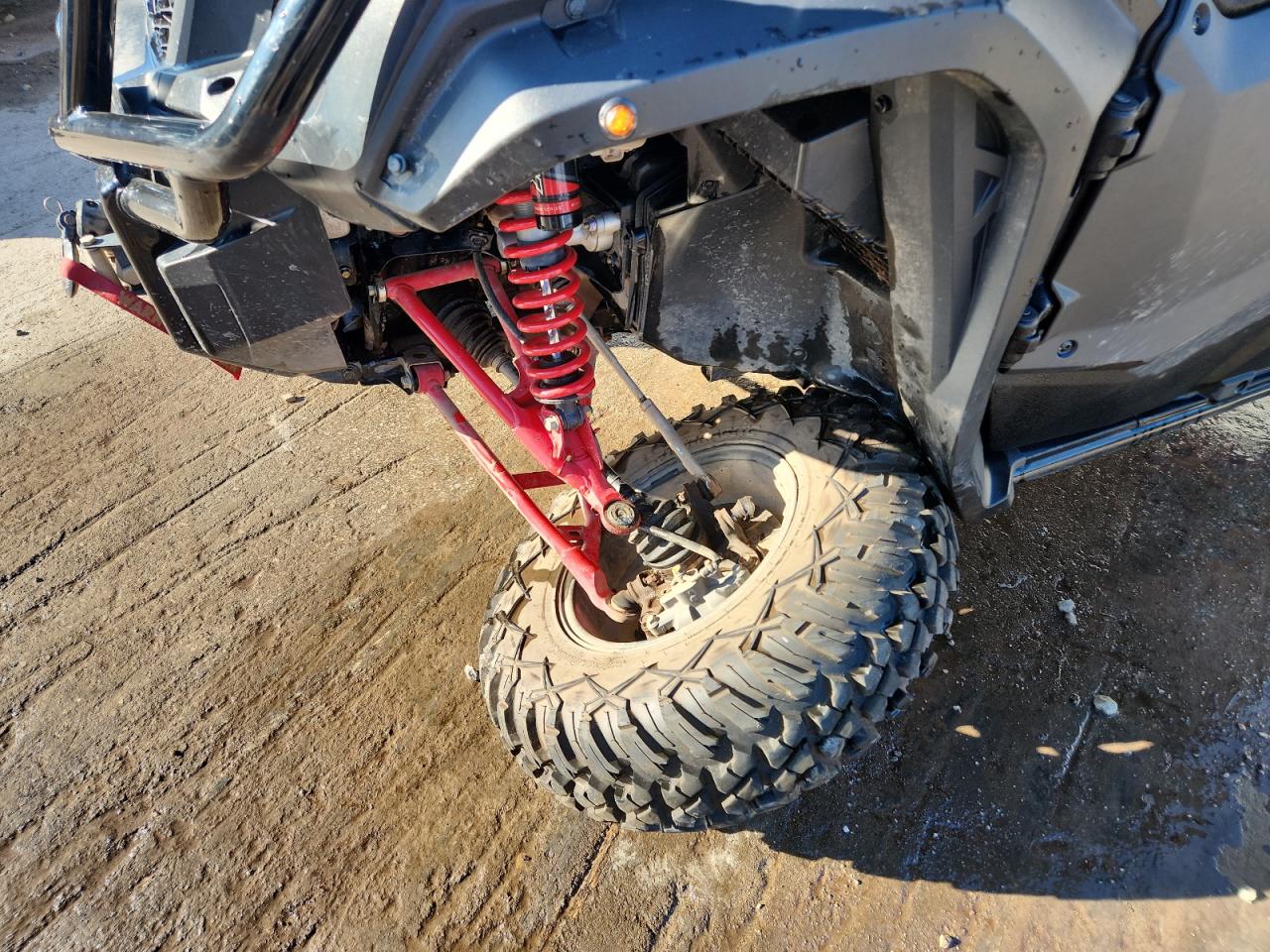 2017 Honda Sxs1000 M5 VIN: 1HFVE04T1H4100677 Lot: 85287335