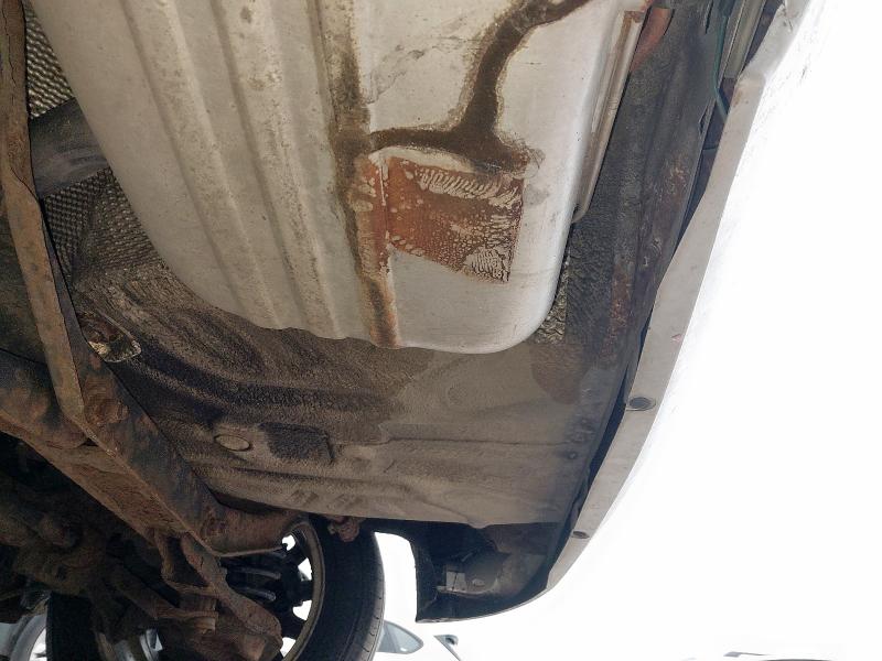 2004 FORD FOCUS 2.0 GHIA 5DR AUTO