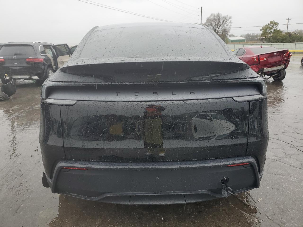 2026 Tesla Model Y VIN: 7SAYGDED7TA453913 Lot: 90551525