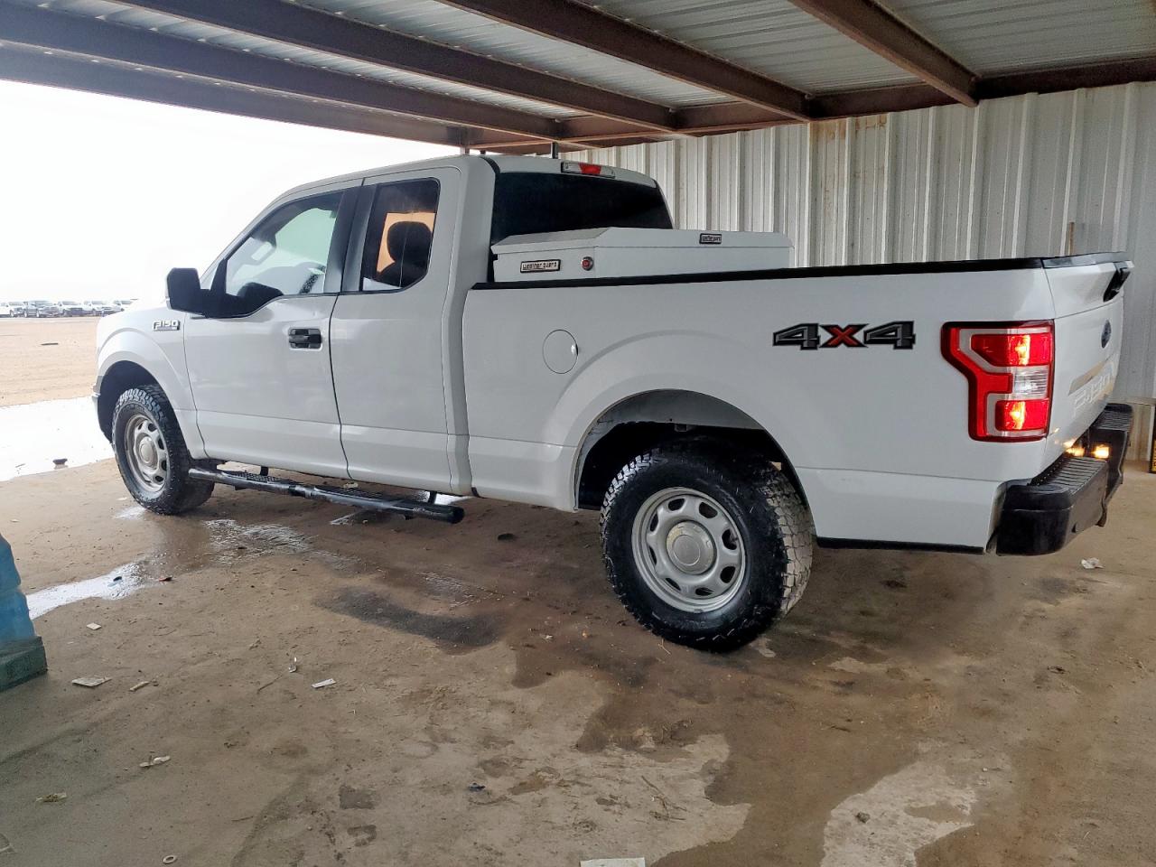 2018 Ford F150 Super Cab VIN: 1FTFX1E50JFA07156 Lot: 85311925