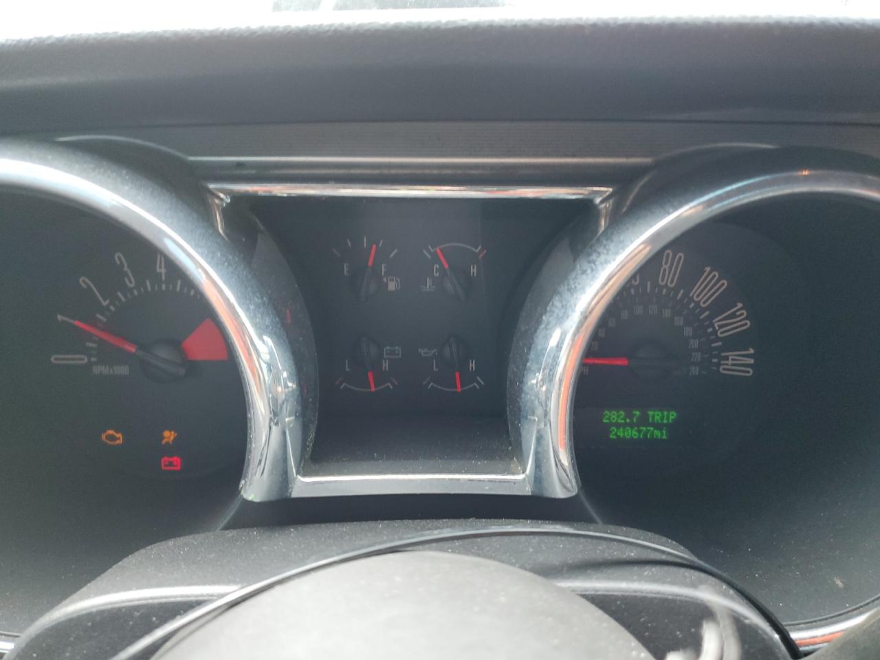 2005 Ford Mustang Gt VIN: 1ZVHT82H355129028 Lot: 84586055