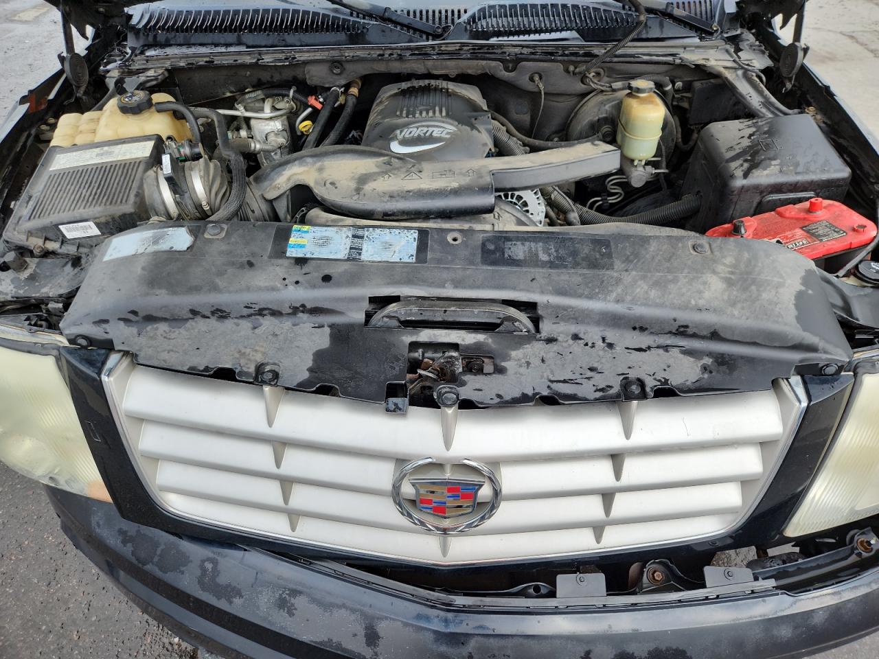 2002 Cadillac Escalade Luxury VIN: 1GYEC63T52R307405 Lot: 85707005