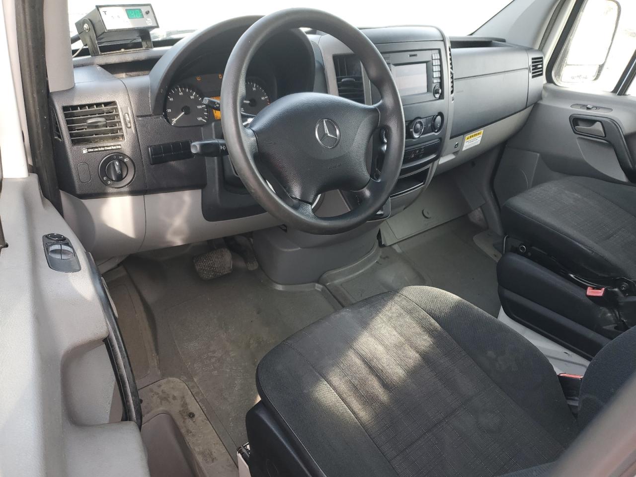 2014 Mercedes-Benz Sprinter 2500 VIN: WD3PE8CC5E5875518 Lot: 90369585