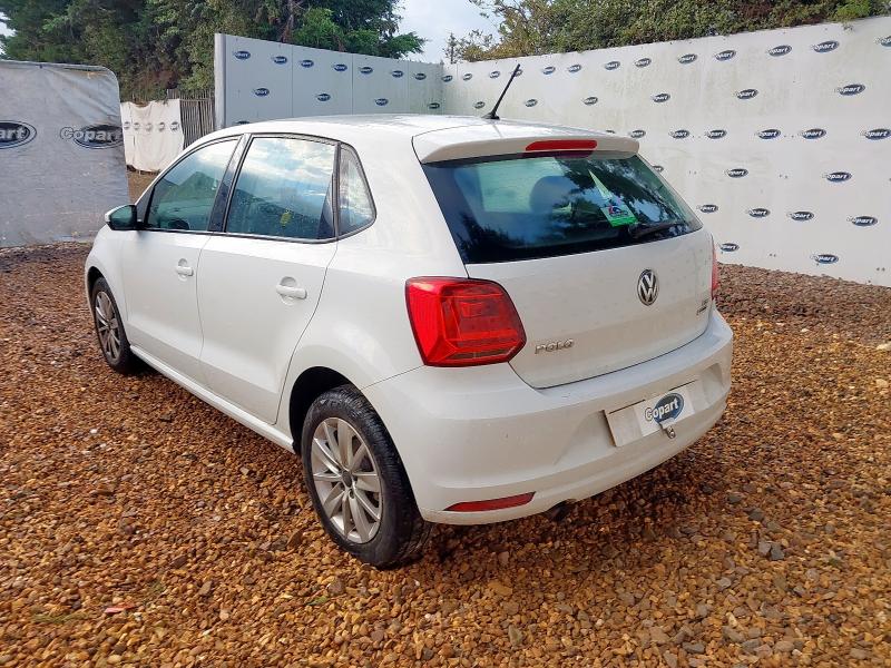 2015 VOLKSWAGEN POLO SE TSI 