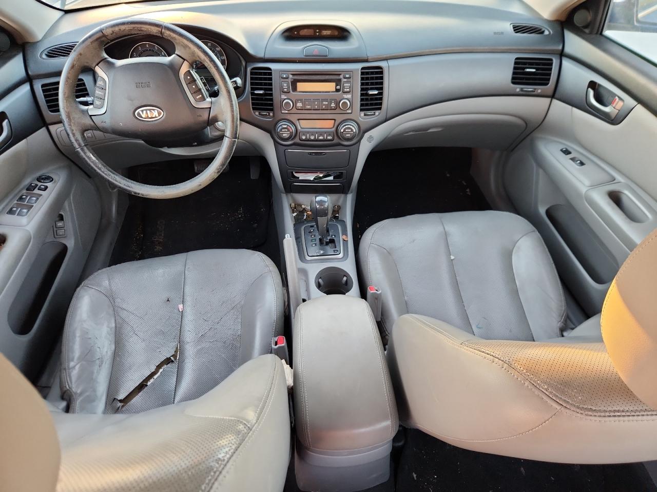 2008 Kia Optima Lx VIN: KNAGE124785235965 Lot: 82613135