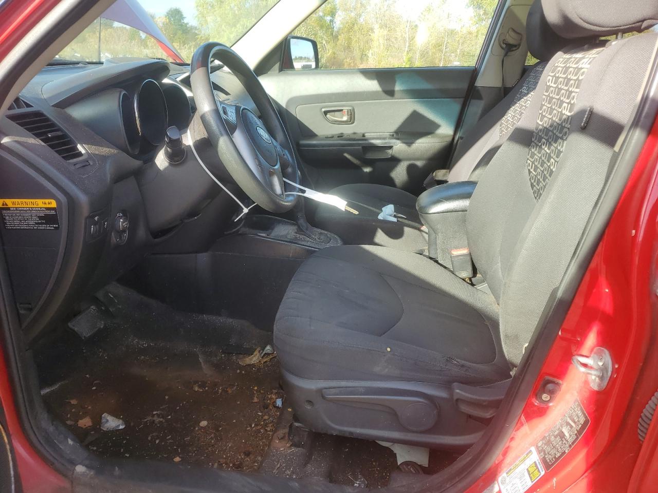 2011 Kia Soul + VIN: KNDJT2A20B7235015 Lot: 86095145