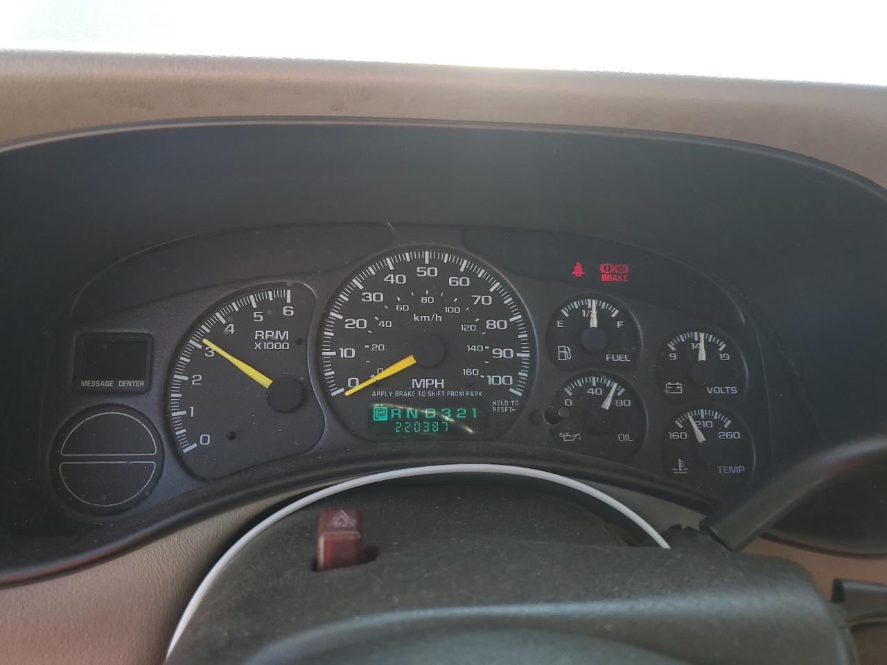 2000 Chevrolet Silverado C1500 VIN: 1GCEC19T1YZ332603 Lot: 85930865