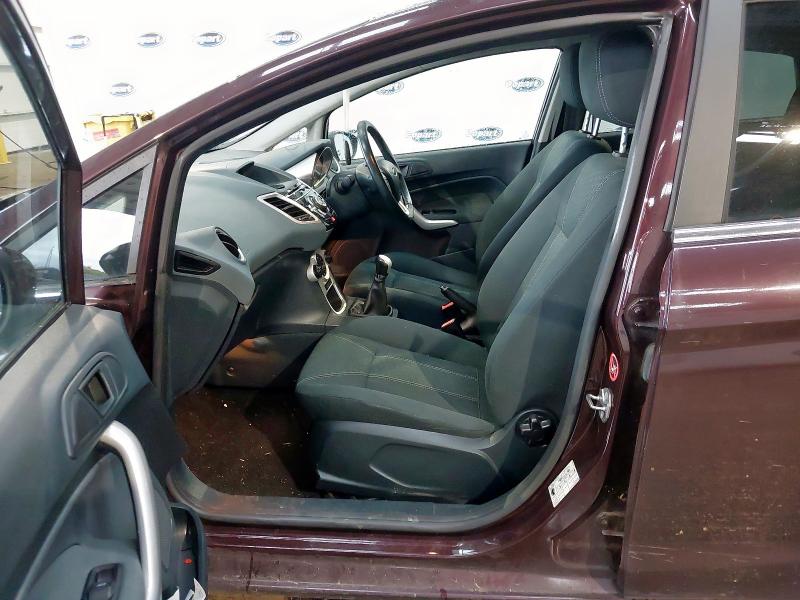 2010 FORD FIESTA TITANIUM 