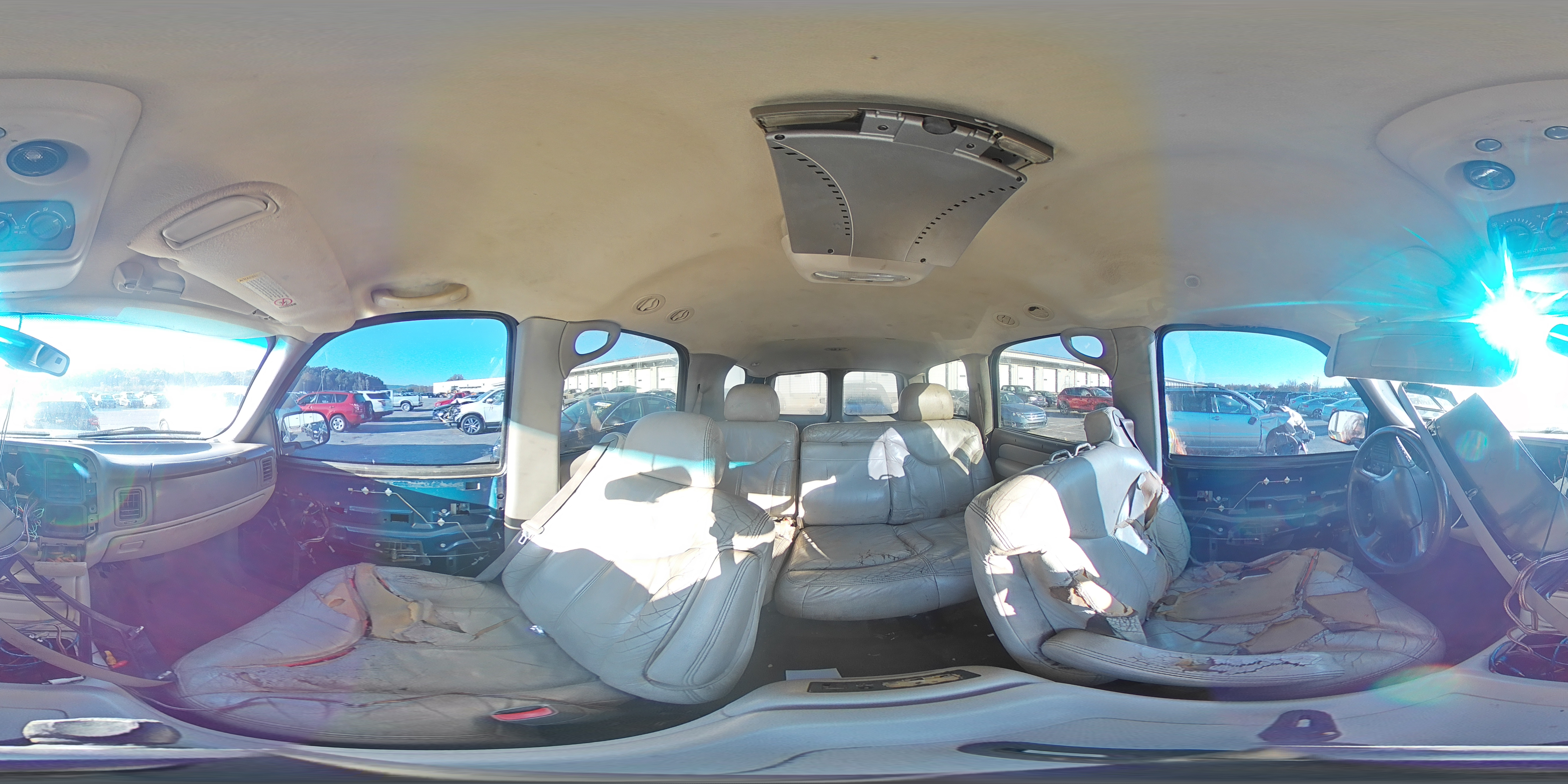 2000 GMC Yukon VIN: 1GKEK13T5YJ105705 Lot: 86667965