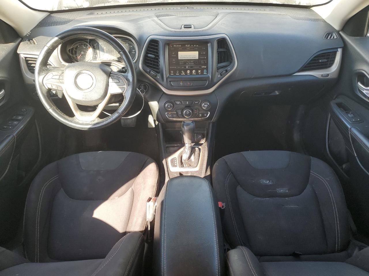 2016 Jeep Cherokee Latitude VIN: 1C4PJLCB3GW259020 Lot: 82282955