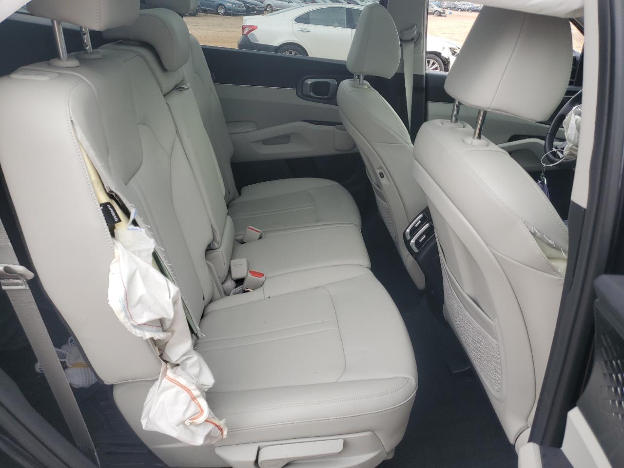 2025 Kia Sorento S VIN: 5XYRL4JC4SG389172 Lot: 82300975