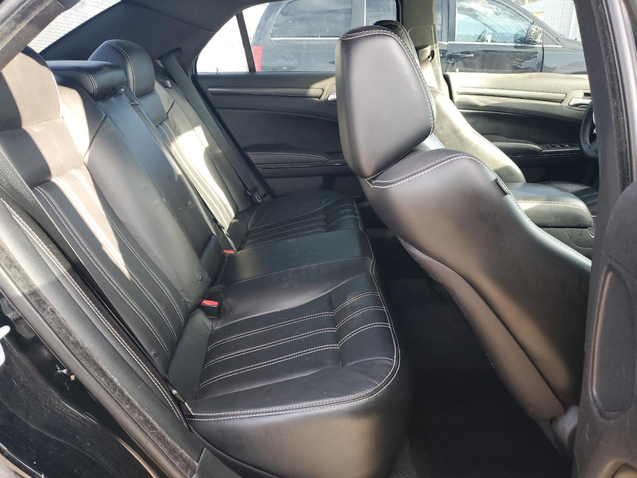 2016 Chrysler 300 S VIN: 2C3CCAGG3GH248802 Lot: 90658935