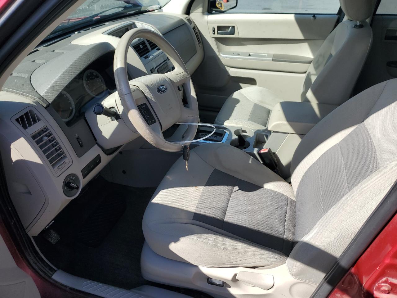 2008 Ford Escape VIN: 1FMCU931X8KA28541 Lot: 82359595