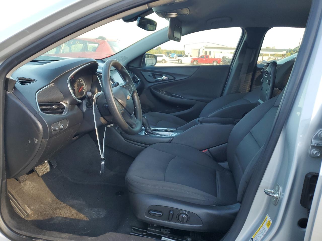 2018 Chevrolet Malibu Lt VIN: 1G1ZD5ST2JF100625 Lot: 82208935