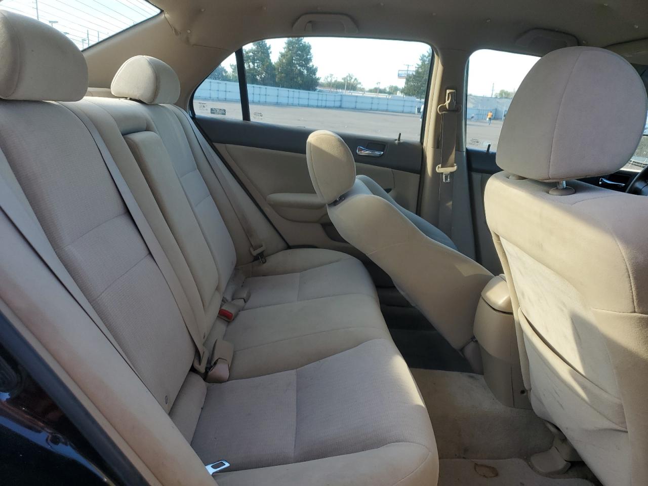 2004 Honda Accord Lx VIN: 1HGCM56474A108805 Lot: 81967495