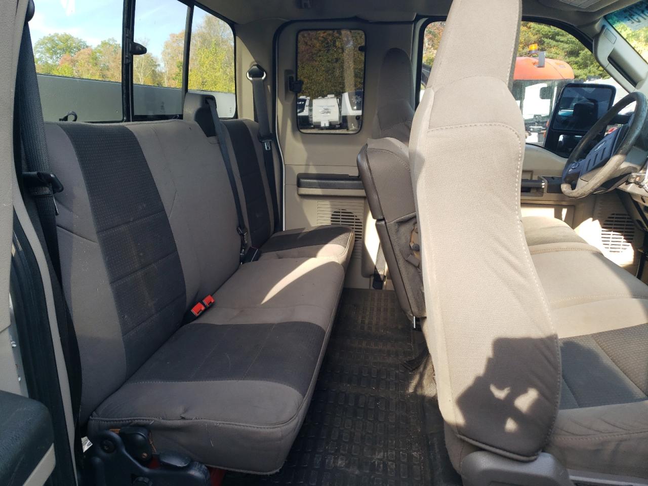 2010 Ford F450 Super Duty VIN: 1FDAX4HR7AEB01465 Lot: 80366375