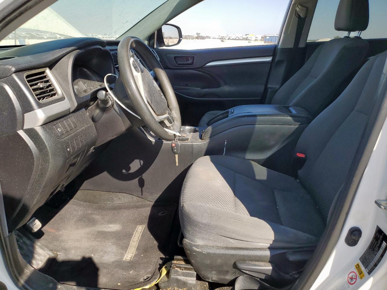 2019 Toyota Highlander Le VIN: 5TDZZRFH1KS364636 Lot: 86315905