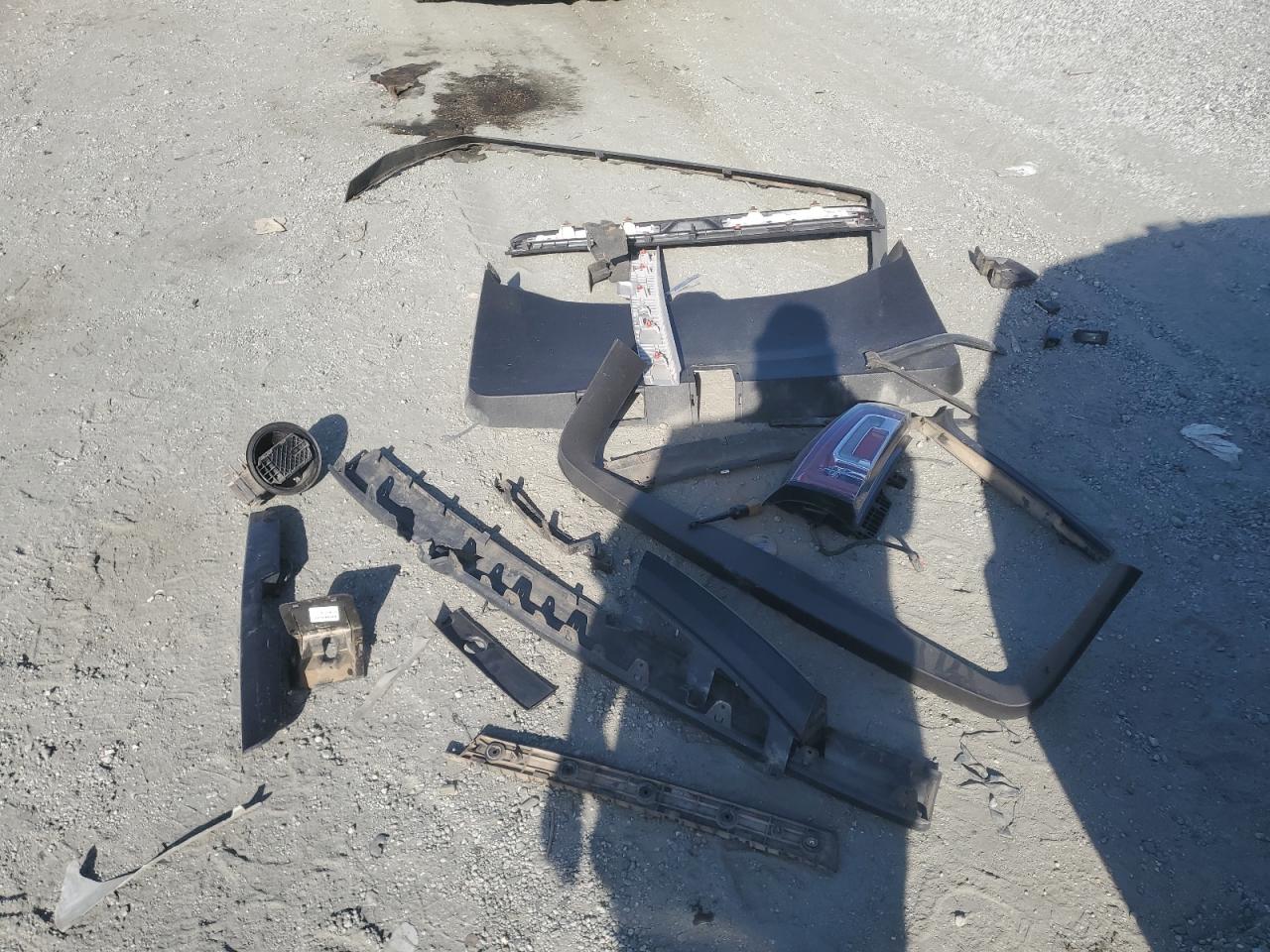 2016 GMC Yukon Xl C1500 Slt VIN: 1GKS1GKC8GR244348 Lot: 87380805