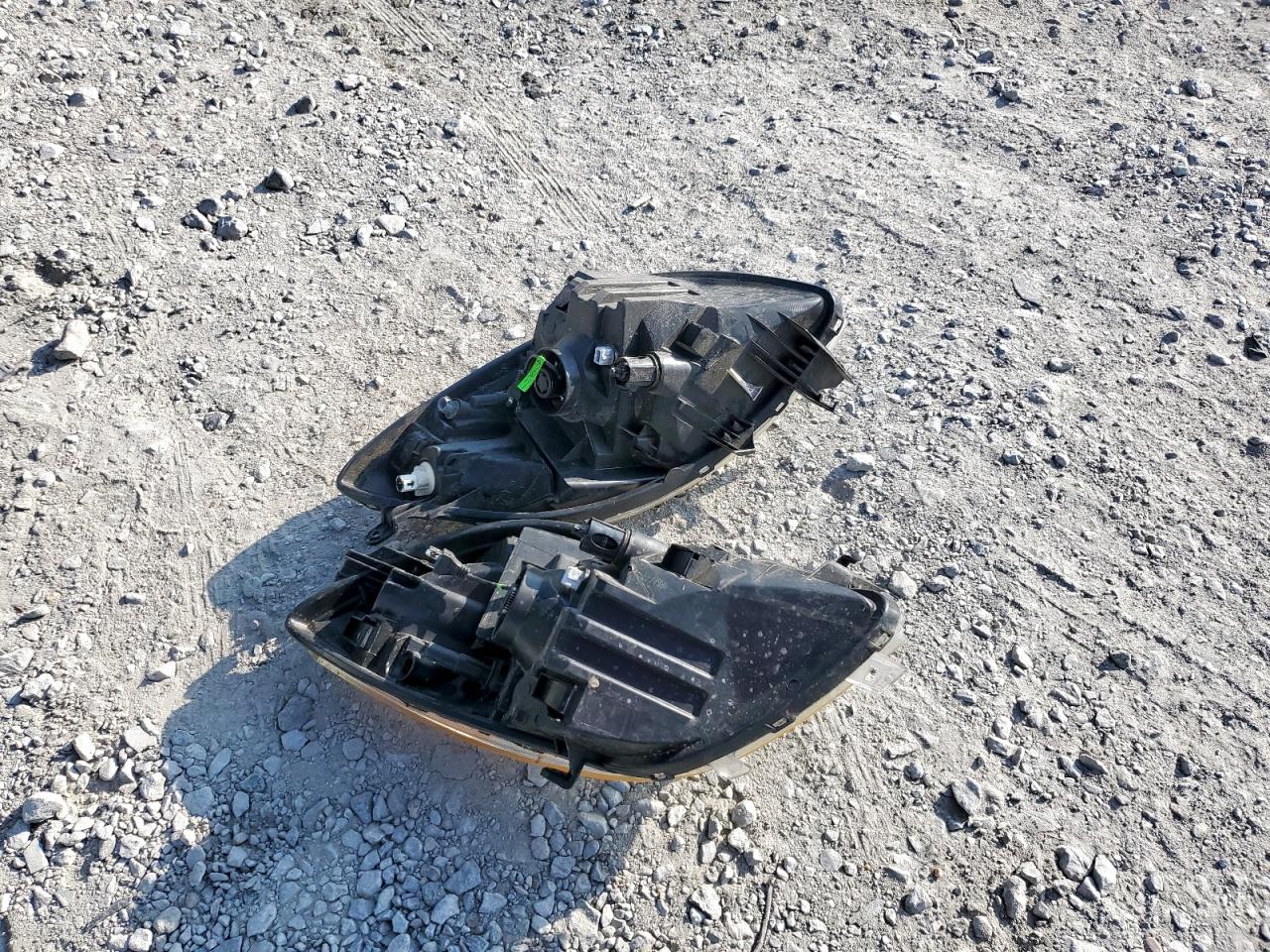 2007 Toyota Yaris VIN: JTDJT923375099059 Lot: 82286825