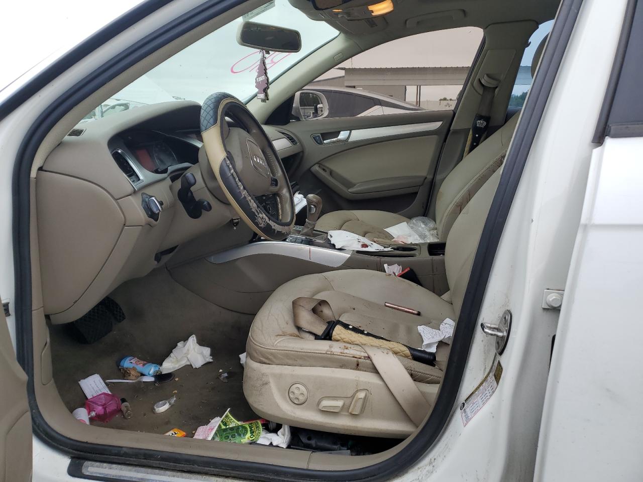 2011 Audi A4 Premium VIN: WAUAFAFL8BN005511 Lot: 82349415