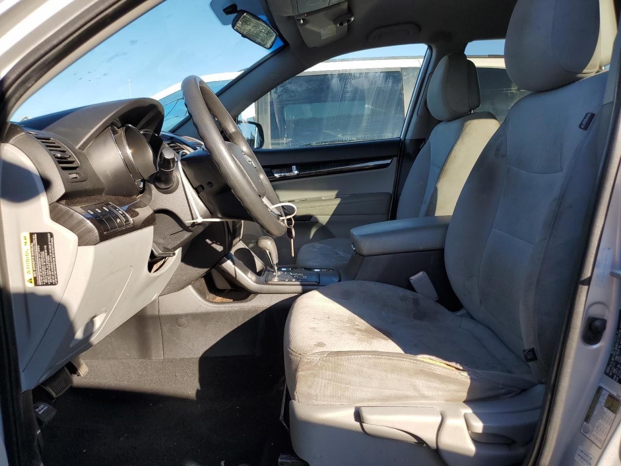 2012 Kia Sorento Base VIN: 5XYKT3A12CG195767 Lot: 81789205