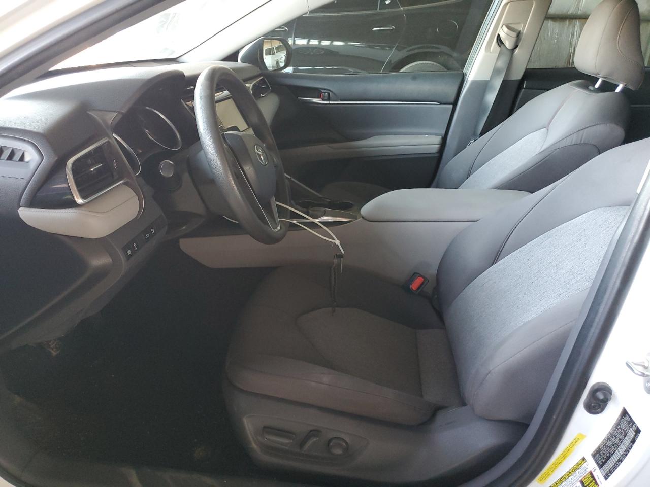 2018 Toyota Camry L VIN: 4T1B11HK3JU094768 Lot: 82007645