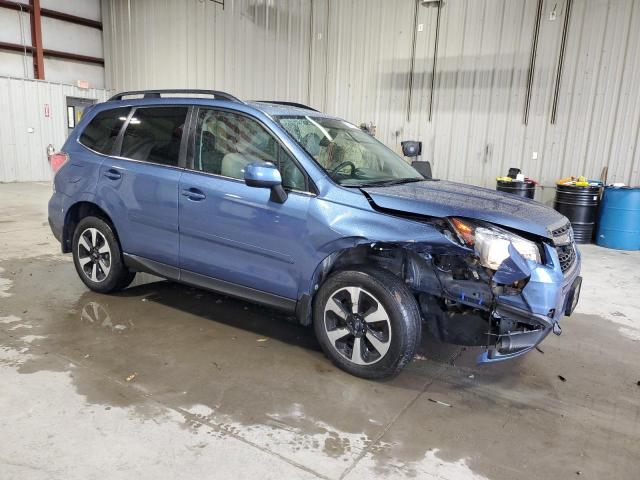  SUBARU FORESTER 2017 Синий