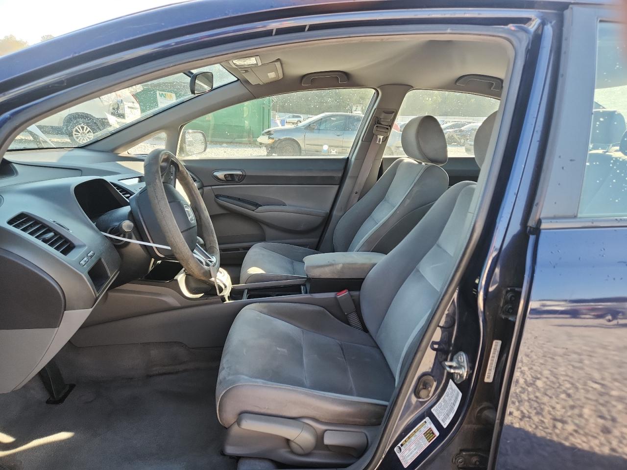 2007 Honda Civic Lx VIN: 1HGFA16537L099388 Lot: 86312795