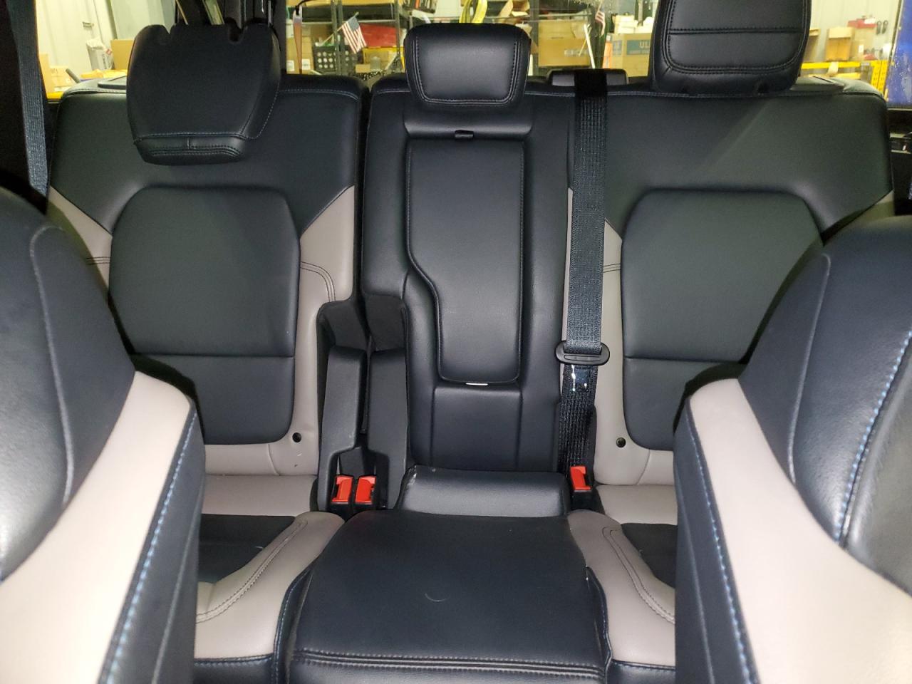 2022 Ford Bronco Base VIN: 1FMEE5DP5NLB82310 Lot: 84939275