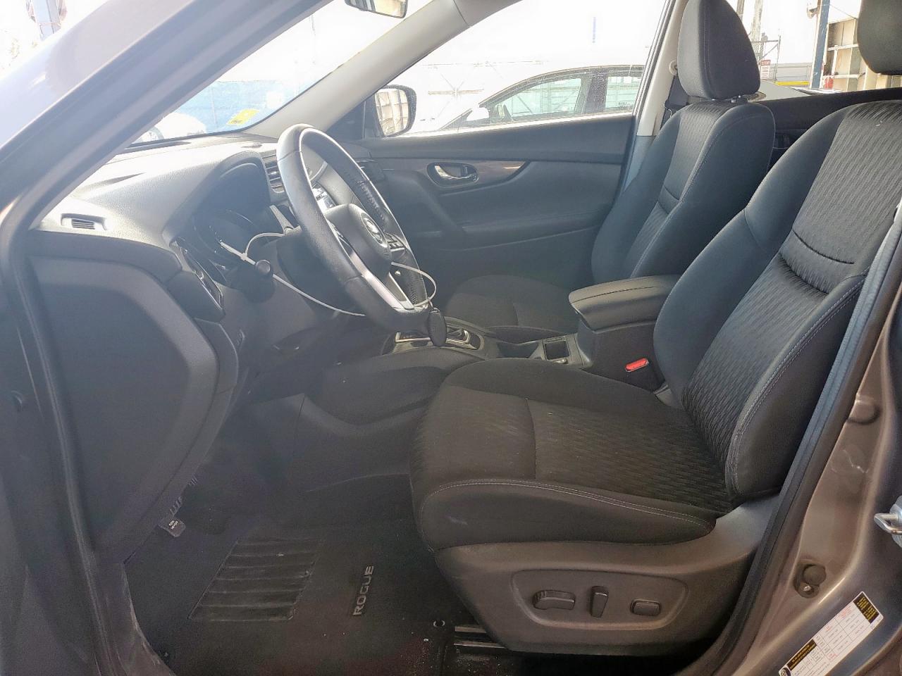 2017 Nissan Rogue S VIN: KNMAT2MV2HP541423 Lot: 85586585