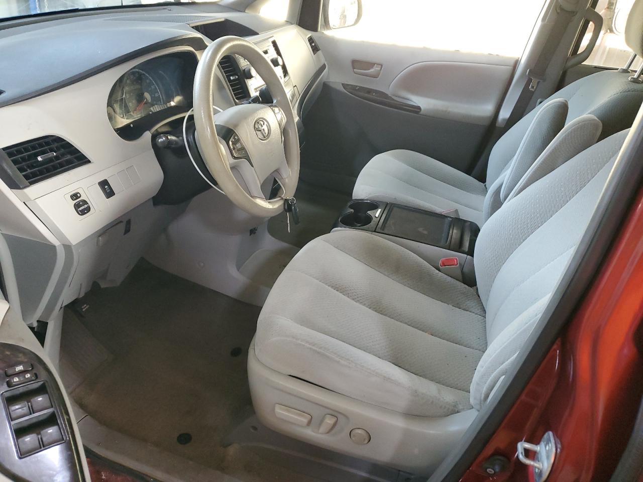 2014 Toyota Sienna Le VIN: 5TDKK3DC6ES518093 Lot: 85151965