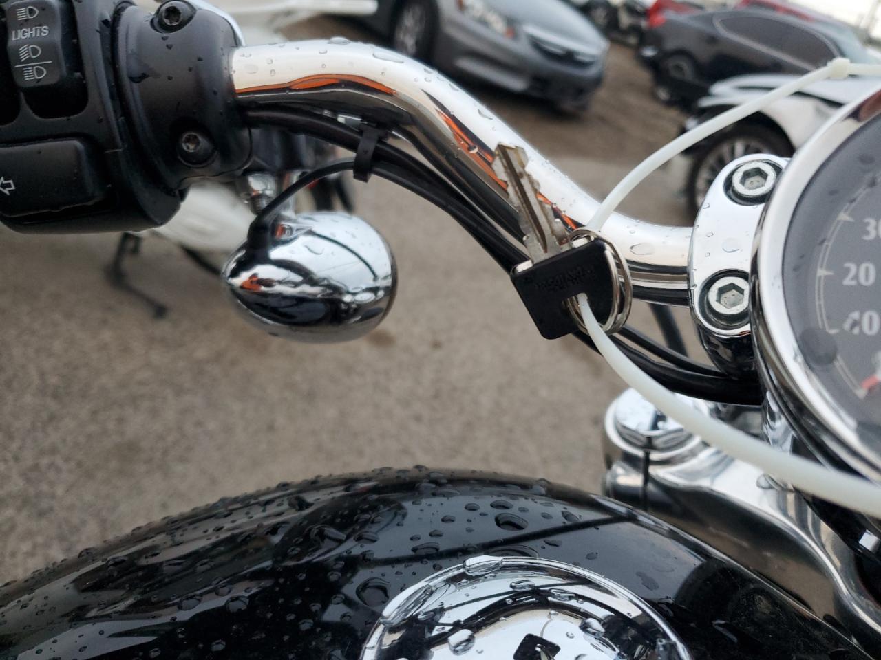 2015 Harley-Davidson Xl1200 C VIN: 1HD1CT314FC440407 Lot: 86510275