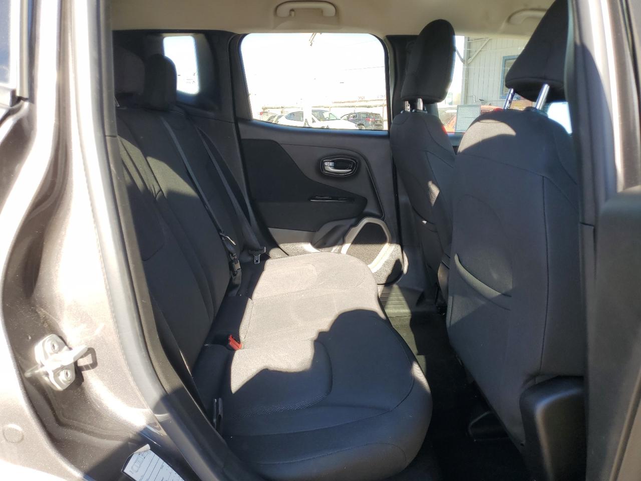 2017 Jeep Renegade Latitude VIN: ZACCJABB4HPE63196 Lot: 90736925