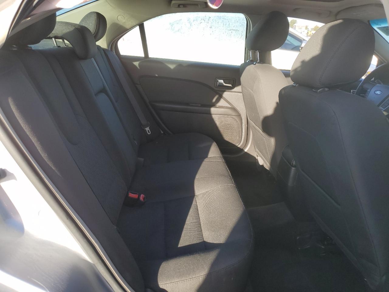 2011 Ford Fusion Se VIN: 3FAHP0HA1BR302255 Lot: 84984475