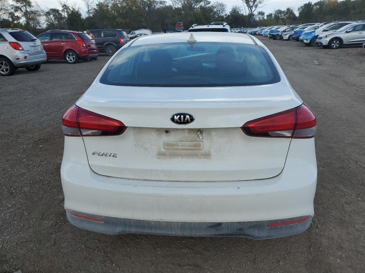 2017 Kia Forte Lx VIN: 3KPFK4A78HE036657 Lot: 82617495