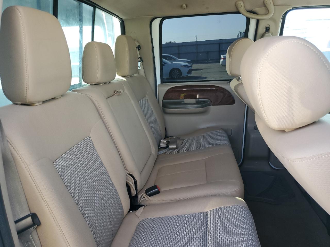 2001 Ford F250 Super Duty VIN: 1FTNW21FX1EB40306 Lot: 89712575