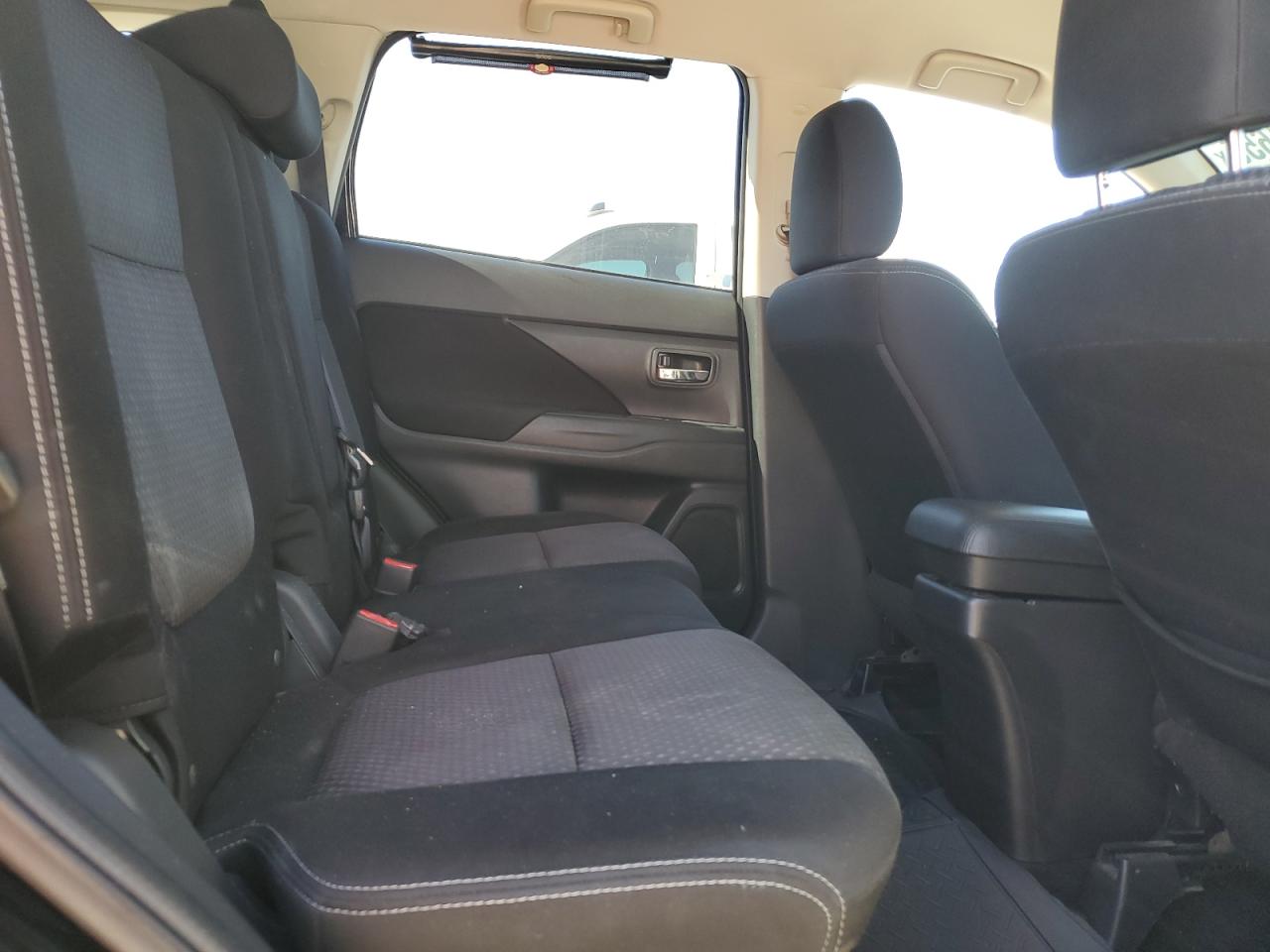 2016 Mitsubishi Outlander Se VIN: JA4AD3A36GZ040182 Lot: 82651655